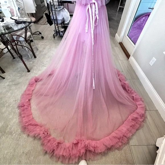 NEW Tulle Maternity Dress for Photoshoot Bridal Robe Light Pink NWOT Size L/XL - Picture 4 of 9